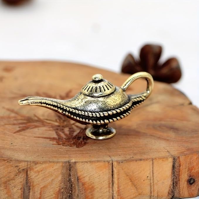 Vintage Solid Brass Magic Lamp - Exquisite Desk Decor for Collectors - Perfect Home or Office Accent（Magic Lamp）