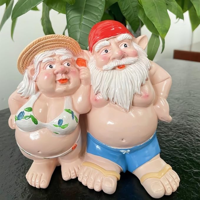 Women Man Double Gnomes Statue, Durable Resin Miniature Garden Gnome Decoration for Indoor Outdoor Decor, Gnome Ornament for House Yard Lawn Terrace Housewarming Halloween Garden Style Decor (A-01)