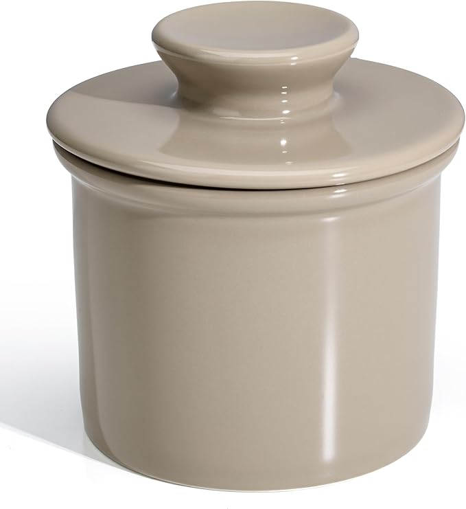 Sweese Counter with Water Line for Fresh Spreadable Butter - French Butter Keeper with Lid - Housewarming Gift For The One Who Has It All - Latte Brown
