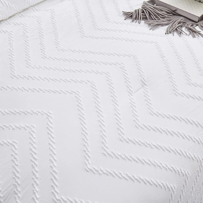 Wellboo White Tufted Jacquard Boho Comforter Set Full Size White Bedding Set Shabby Chic All Season Bed Quilt Women Men White Farmhouse Embroidery Blanket Soft Adult Broken Line Wave Geometry Bed