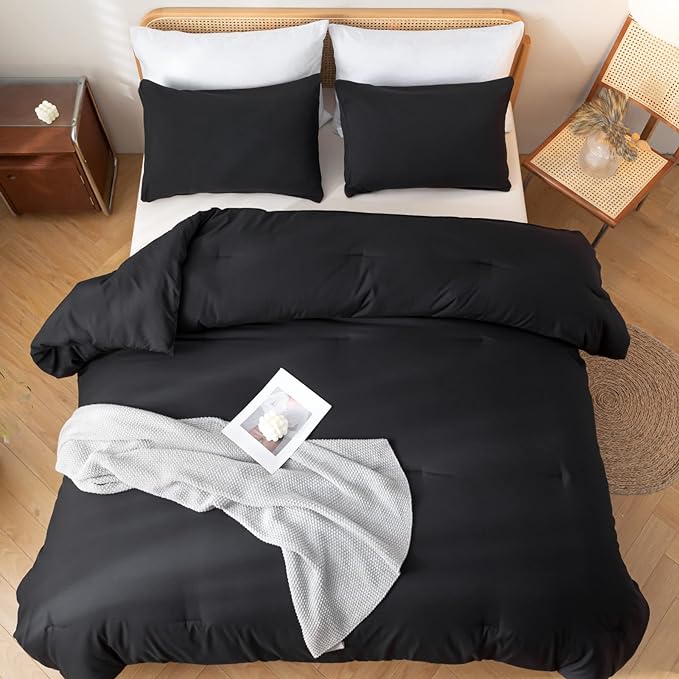 ROSGONIA Black Twin Comforter Set for Girls and Boys, 1 Boho Black Comforter and 1 Pillowcase, Soft and Warm Microfiber Material, Neutral Bohemian Style, Ideal for Dorm Rooms