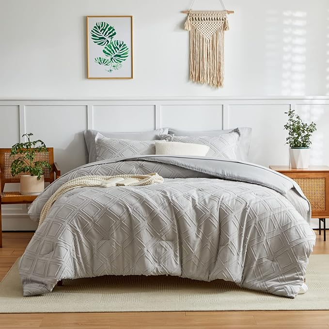 7 Pieces Tufted Bed in a Bag Queen Comforter Set with Sheets Light Grey, Soft and Embroidery Shabby Chic Boho Bohemian, Solid Color with Diamond Pattern, Jacquard Tufts Bedding Set for All Season