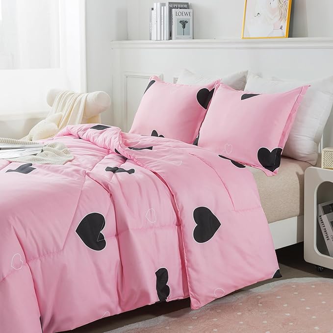 Love Pattern Girls Pink Comforter Set Full Size, Blush Pink Cute Love Heart Sexy Comforter Bedding Set for All Seasons, Geometric Microfiber 3 Pieces Comforter Set with Pillowcases