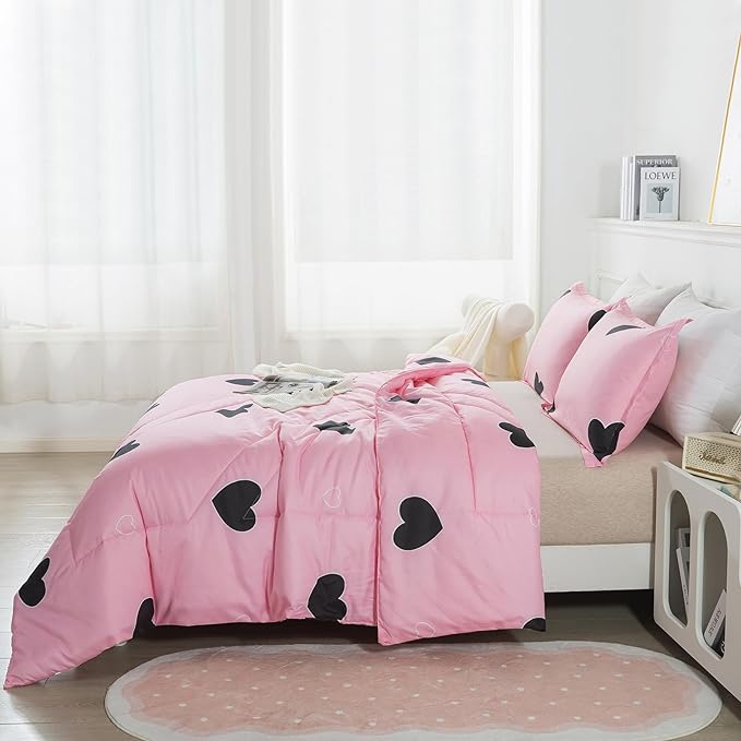 Love Pattern Girls Pink Comforter Set Queen Size, Blush Pink Cute Love Heart Sexy Comforter Bedding Set for All Seasons, Geometric Soft Microfiber 3 Pieces Comforter Set with Pillowcases
