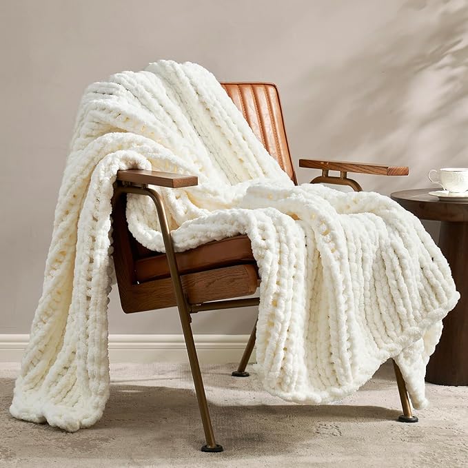 Amélie Home Chunky Knit Throw Blanket for Couch, Soft Chenille Crochet Blanket for Children, 40"x50", Ivory