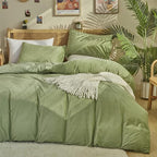 Wellboo Sage Green Velvet Comforter Sets California King Light Green Fluffy Bedding Cal King Solid Color Flannel Quilt Women Men Grass Green Comforters Micromink Sherpa Fuzzy Warm Plush Bedding Soft