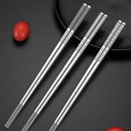 Rbenxia Metal Steel Chopstick Stainless Steel Spiral Chopsticks 9.25 Inches Long Lightweight Chopstick Set Reusable Classic Style for Kitchen Dinner 5 Pairs Silver