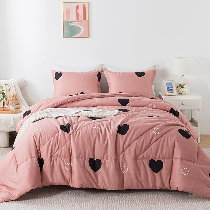 Queen Comforter Set Cameo Brown, Pink Cute Love Heart Sexy Comforter Bedding Set for All Seasons, Geometric Soft Microfiber 3 Pieces Comforter Set with Pillowshams