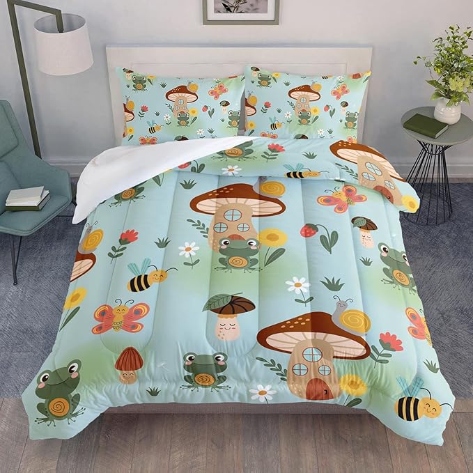Datura home Cartoon Mushroom House Kids Comforter Bedding Set for Boys Girls, Green Grassland and Cute Frog Bee Print Comforter with 2 Pillowcases(Mushroom House Queen), Mushroom Frog