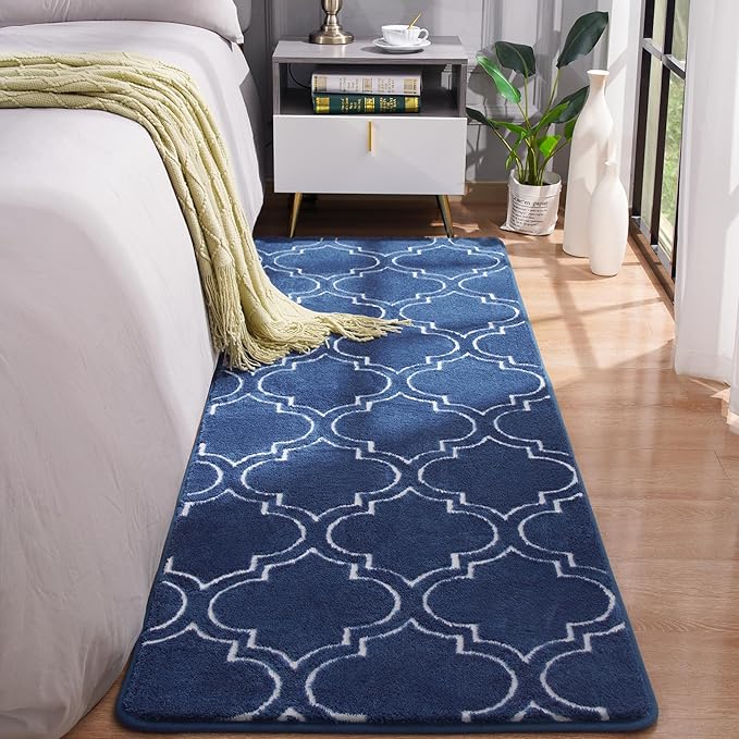 Chicrug Shag Geometric Modern Runner Rug for Bedroom, 2x6 Feet Memory Foam Indoor Hallway Runner Carpet, Fluffy Rug for Living Room Bedside Room Decor for Family, Navy/White
