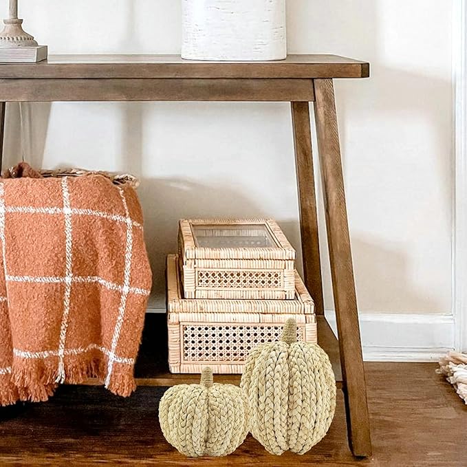 naturevibe 7.5/5.5Inches Braided Cornhusk Pumpkin Decor Set of 2 as Centerpieces for Tables,Natural Corn Stalks Woven Pumpkins for Fall Home Decor,Thanksgiving Decorations or Autumn Harvest Gifts