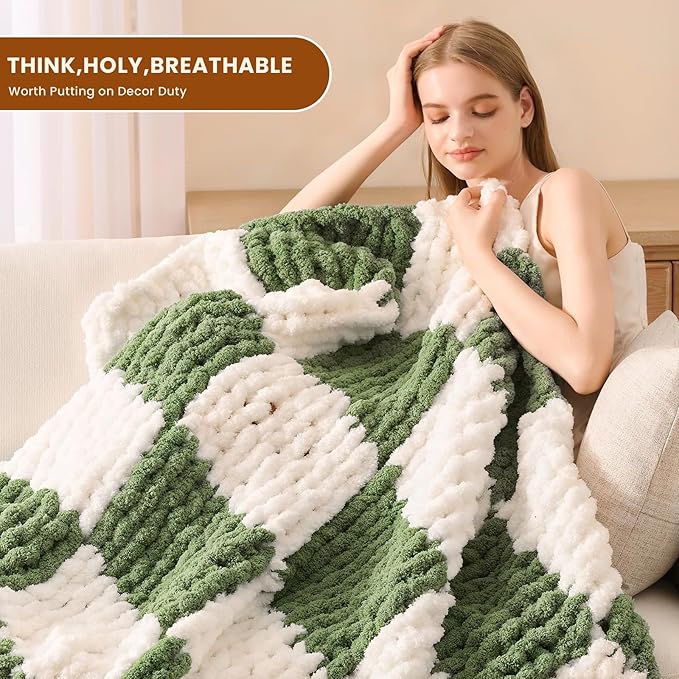 L'AGRATY Chunky Knit Blanket Throw: 50''x60'' Chenille Chunky Knitted Throw Blankets for Bed Couch - Handmade Thick Cable Knit Blanket - Large Crochet Rope Blankets for Home Decor(Green Checkered)