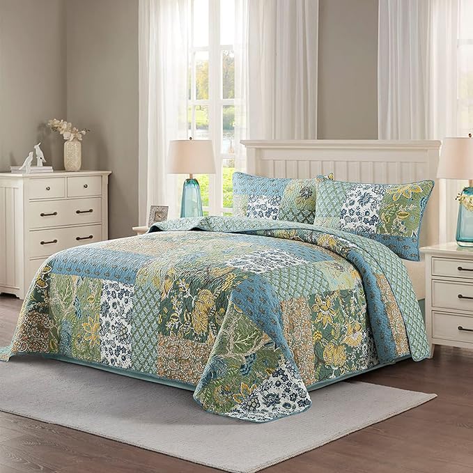 NEWLAKE Cotton Patchwork Bedspread, 3-Piece Bedding Quilt Set with Real Stitched Embroidery, Reversible Matelasse Bed Coverlet Set,Green Farmhouse Garden,King Size