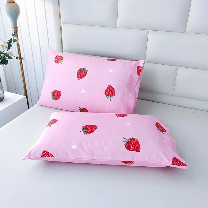 SDY 3PCS Strawberry Comforter Set Queen, Strawberry Queen Size Bedding Set, Kawaii Bed Set Kids Comforter Set, Cute Pink Bedding Room Decor for Girls, Children, Teen…