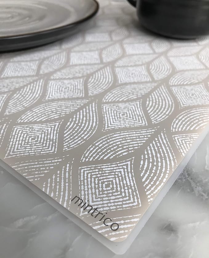 Mintrico placemat for Dining Table Set of 2 Silicone Heat Resistant Non Slip (2, Leaf) …