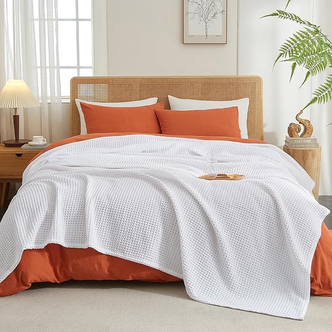 PHF Ultra Soft Waffle Weave Blanket Twin Size 66"x 90"- Washed Lightweight Breathable Cozy Woven Blanket for Bed - Aesthetic Decor for Couch Bedding Sofa Home Car - White