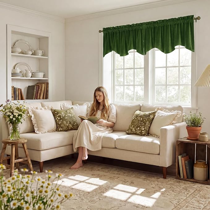 Moss Green Scalloped Velvet Valance 52x18 Inch 1 Panel | Thick Wavy Green Kitchen Curtains, Decorative Small Window Treatment for Living Room, Bathroom, Rod Pocket
