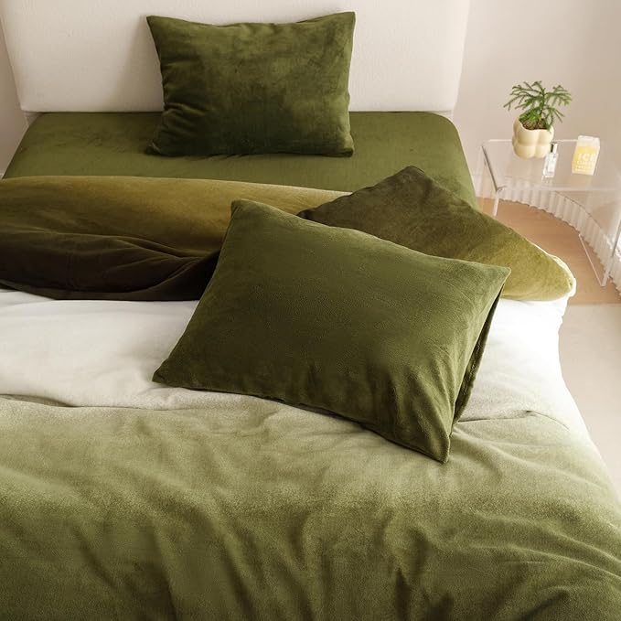 Wellboo Army Green Gradient Comforter Sets Queen Green White Fluffy Bedding Comforters Modern Gradient Dark Green Flannel Quilts Farmhouse Abstract Art Watercolor Comforters Sherpa Fuzzy Plush Bedding