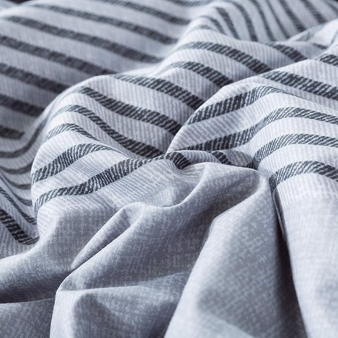 Andency Stripe Comforter Set Queen Size (90x90 Inch), 3 Pieces Gray and Blue Patchwork Striped Comforter, Soft Microfiber Down Alternative Comforter Bedding Set with Corner Loops