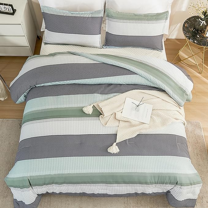 Litanika California King Comforter Set Sage Green - 3 Pieces Cal King Oversized Lightweight Summer Green White Colorblock Stripe Bedding Set (104x96In, 2 Pillowcases)