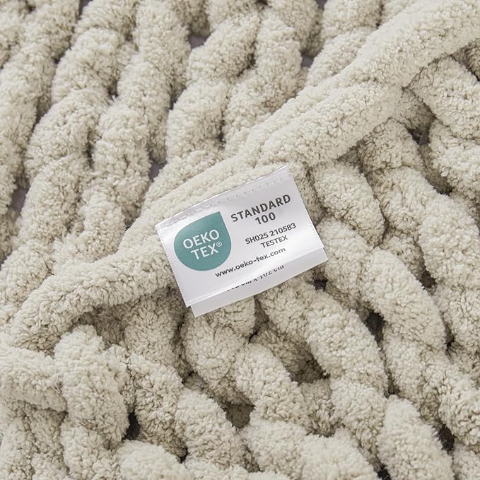 WESHIONGOO Chunky Knit Blanket Throw 40"×40" Knitted Throw Blankets for Couch Bed Fluffy Soft Blanket with Jumbo Chenille Yarn Thick 100% Handmade (Linen)